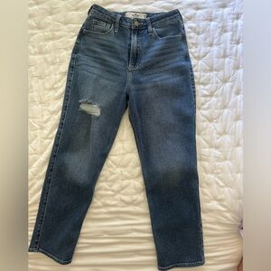 Hollister women  Jeans.